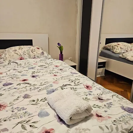 Apartment Center Luxury Bob